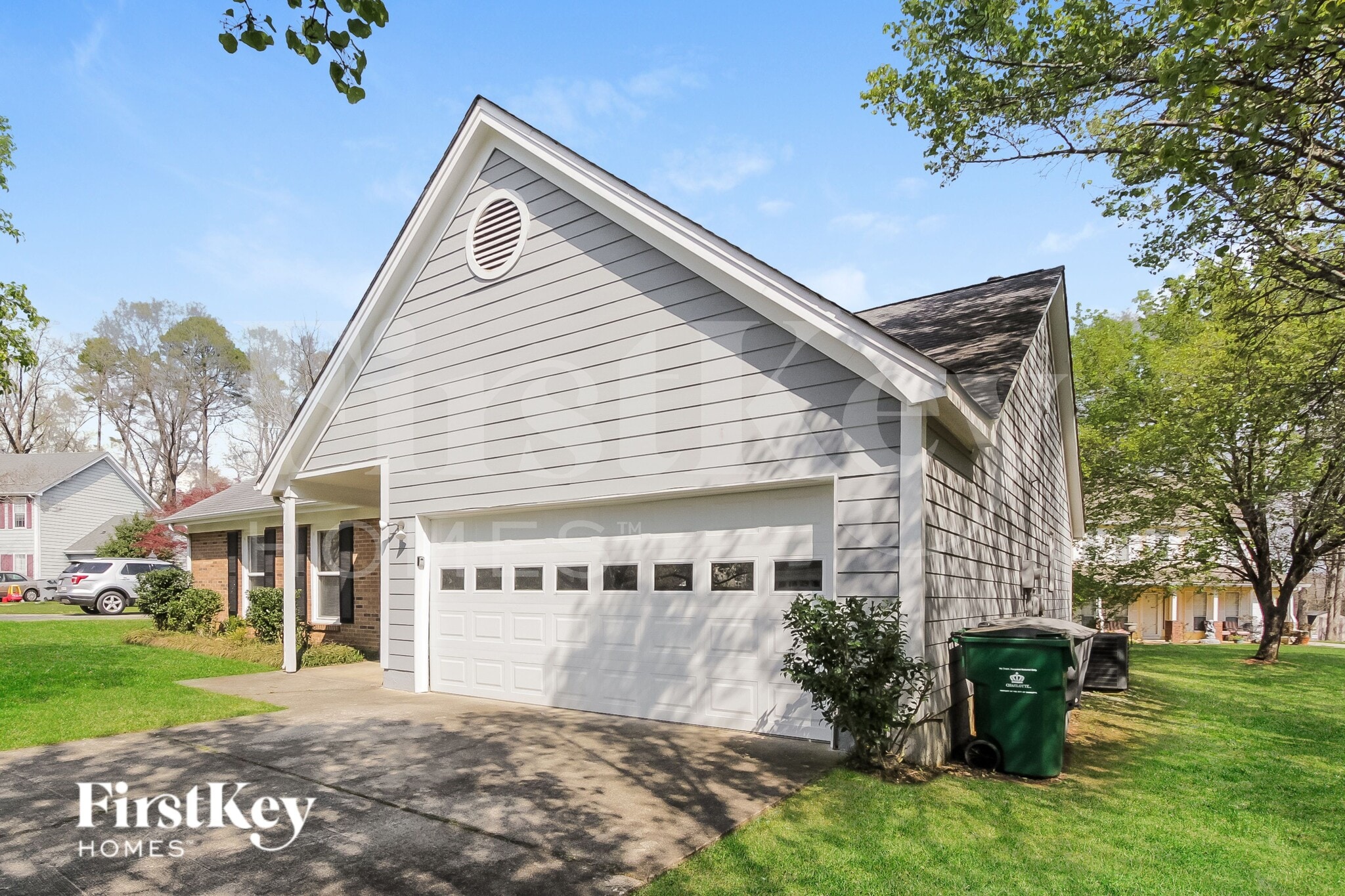 Building Photo - 8020 Glencannon Dr