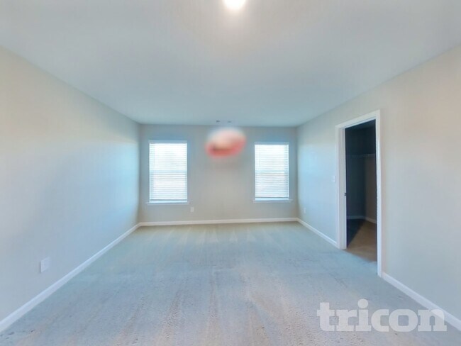 Building Photo - 1300 Deutz Dr