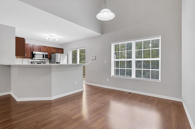 Building Photo - 6479 Walnut Fork Dr