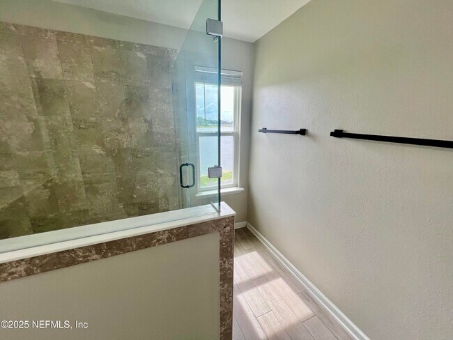 Building Photo - 11498 Red Koi Dr