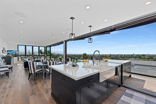 Building Photo - Recently Built, Fully Furnished, Custom Home w/ Amazing Indoor/Outdoor Living Space, Perched Abov...