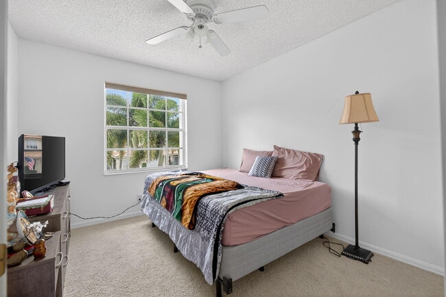 Building Photo - 105 Wooden Mill Terrace