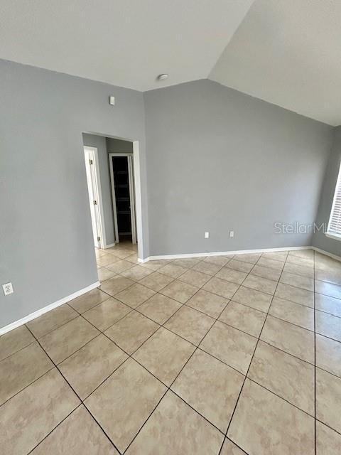 Building Photo - 462 Magpie Ct