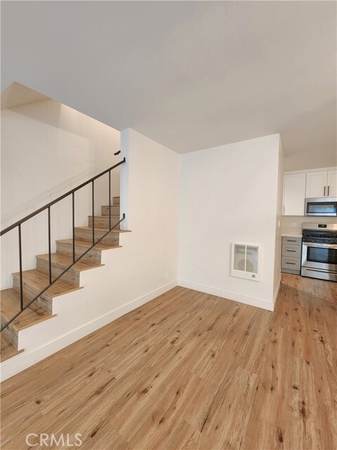 Building Photo - 120 S Francisca Ave