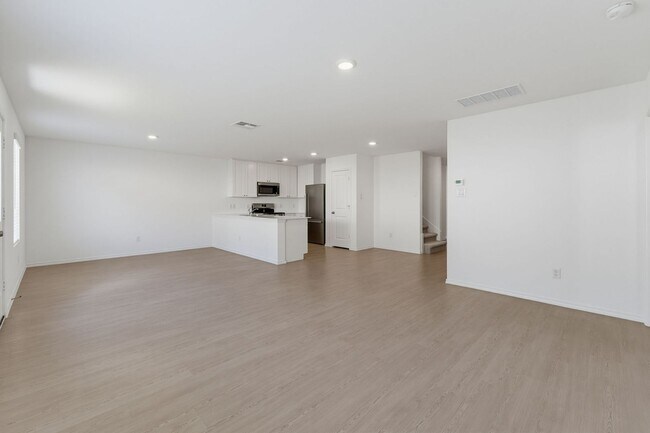 Building Photo - 216 Ayla Marie Cove