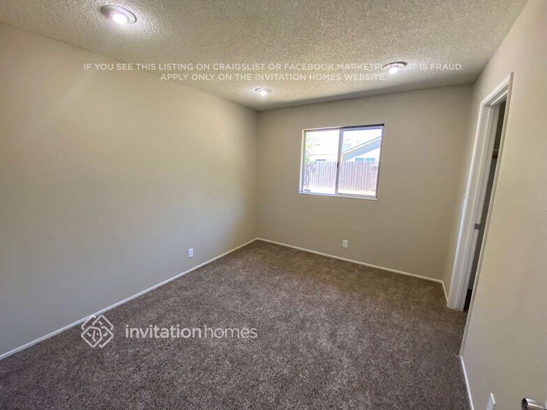 Building Photo - 1604 Alcazar Ct