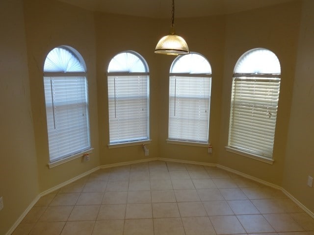 Building Photo - 5433 Crystal Ct