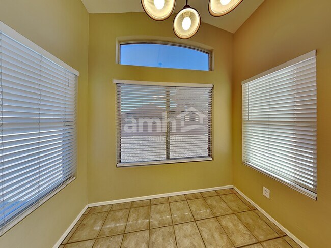 Building Photo - 8655 E Crescent Ave