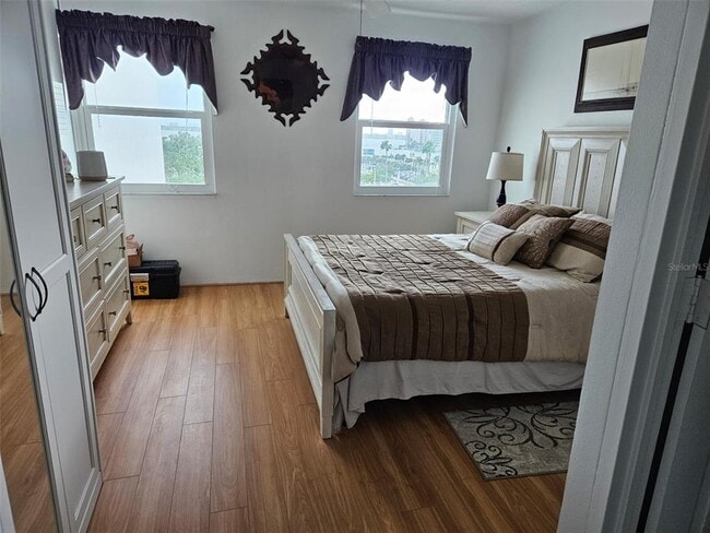 Building Photo - 33 S Gulfstream Ave