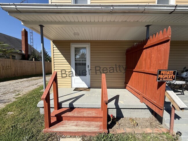 Building Photo - 1215 Cottage St
