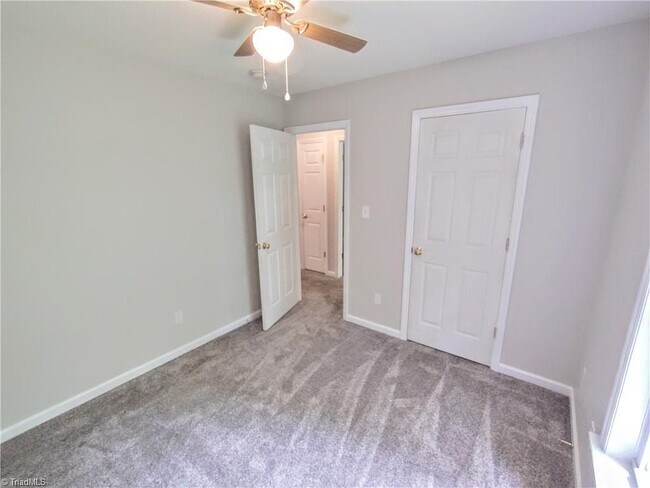 Building Photo - 3709 Courtland Cir