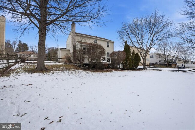 Building Photo - 56 Jasen Dr