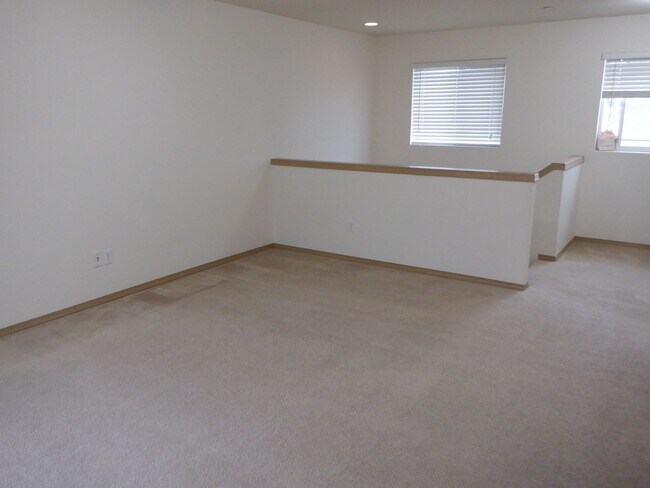 Building Photo - 1722 Cadborough Ln