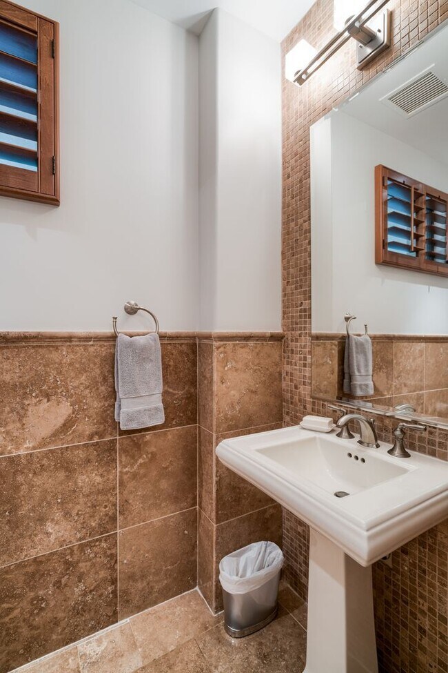 Building Photo - Rates Vary: $7,495 - $12,495