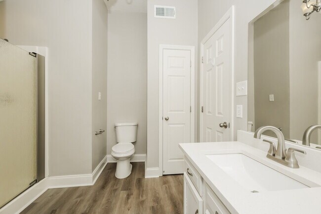 Building Photo - 1224 Jacksons View Rd