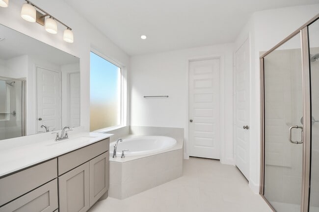 Building Photo - 5806 Pink Coral Ln