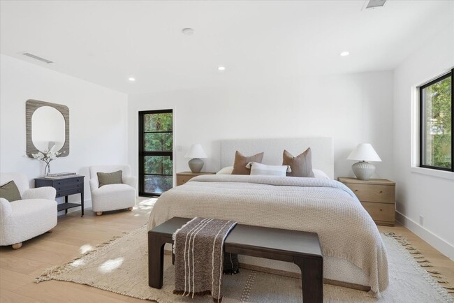 Building Photo - Completely Remodeled, Custom 4BR3.5BA Hilltop Home w/ Incredible Panoramic Ocean/Whitewater/Coast...