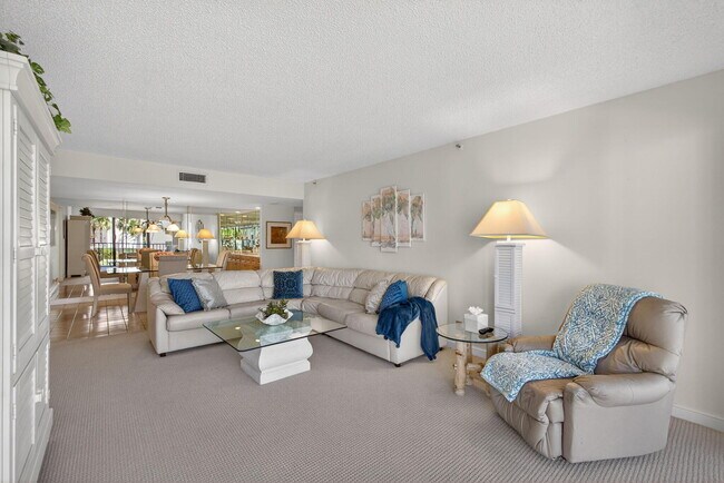 Building Photo - 1300 Jimmy Buffett Mem Hwy