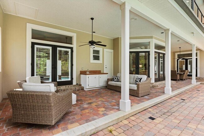 Building Photo - 8800 Torey Pines Terrace