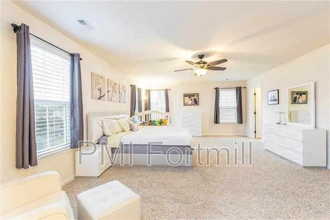 Building Photo - 1351 Yellow Springs Dr