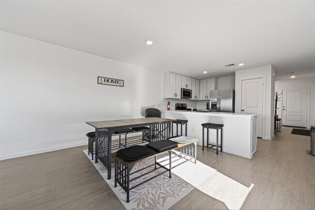 Building Photo - 28923 Great Cyn Dr