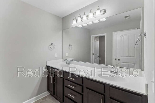 Building Photo - 248 Rowlette Cir