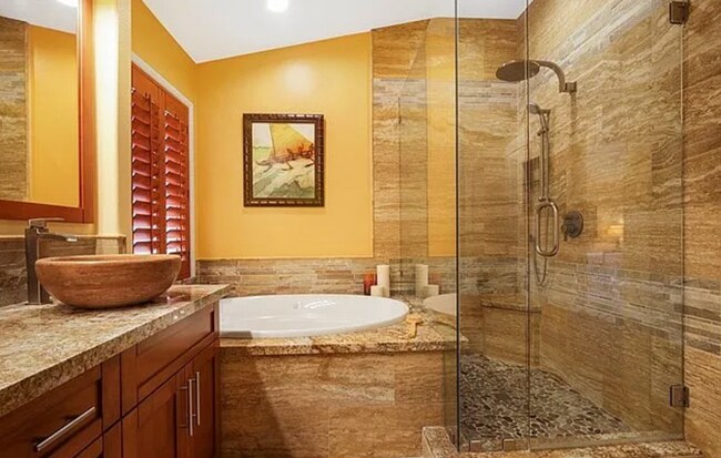 Building Photo - 43 Chapital