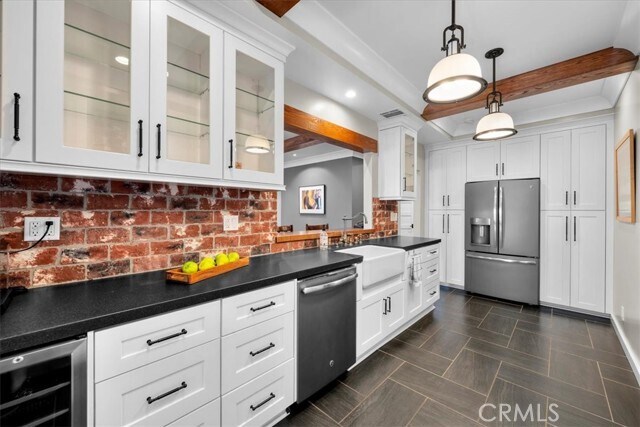 Building Photo - 1167 S Roxbury Dr