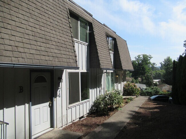 Primary Photo - Nice Clean Two Bedroom w/ Private Backyard