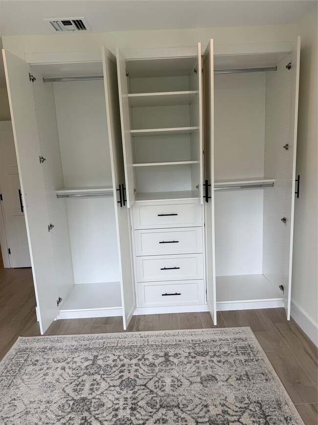 Building Photo - 1269 NW 4th St