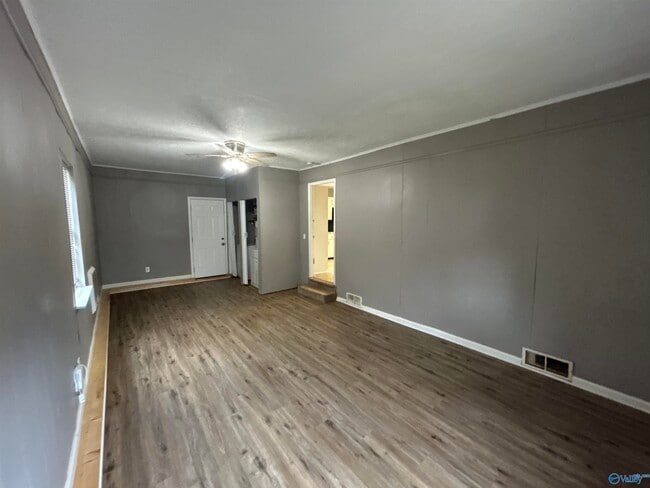 Building Photo - 613 Dawson Terrace NW