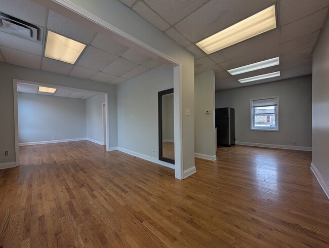 Building Photo - 4805 W Irving Park Rd