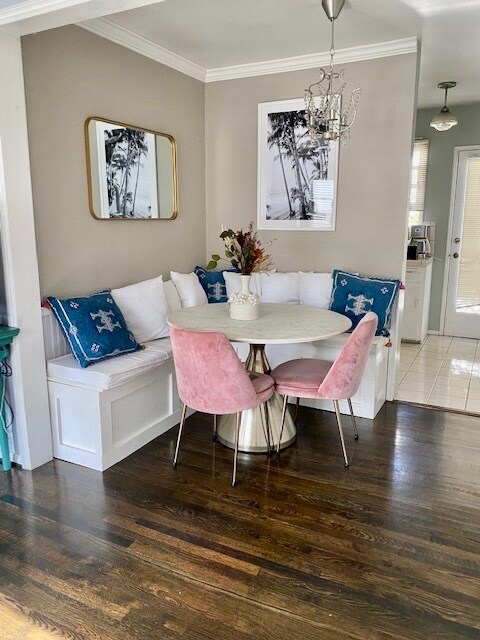 Breakfast Nook (new chandelier installed) - 1008 6th St
