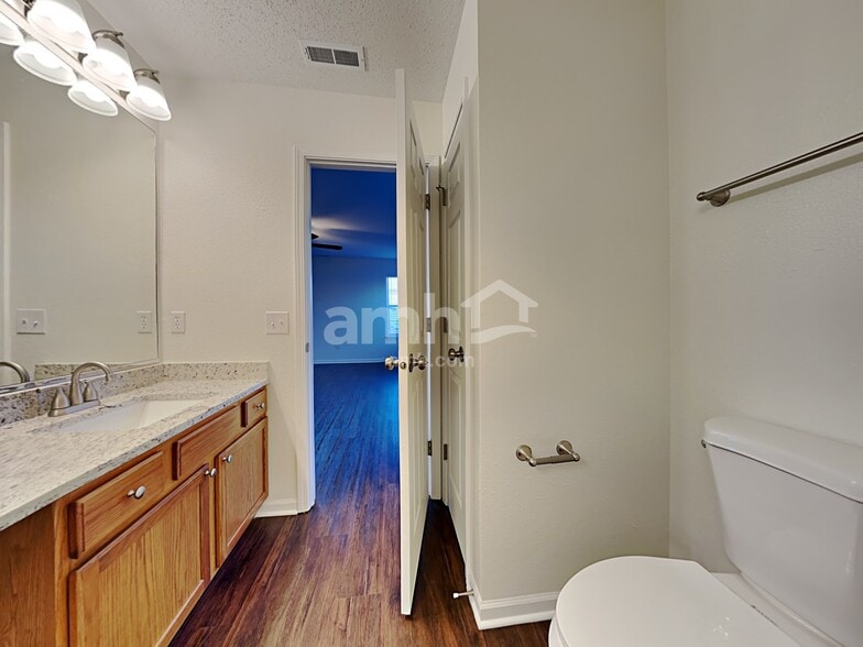 Building Photo - 3525 Firethorn Drive