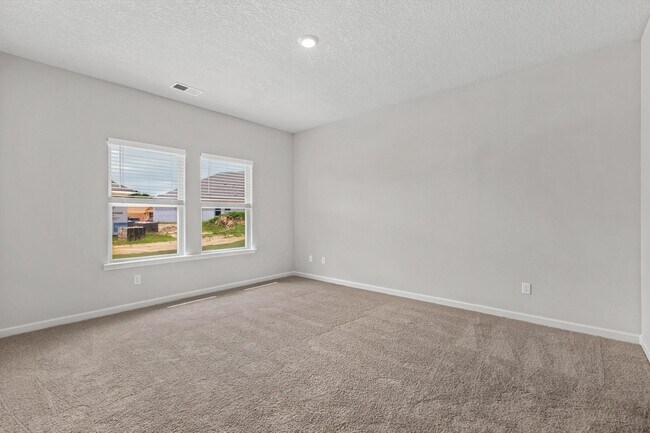 Building Photo - 320 Windemere Lp