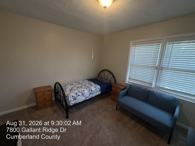 Building Photo - 7800 Gallant Ridge Dr