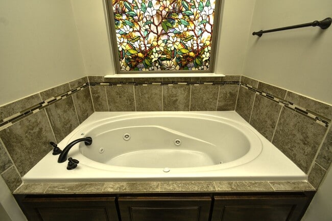 Building Photo - 4 Bedroom Near Fort Eisenhower