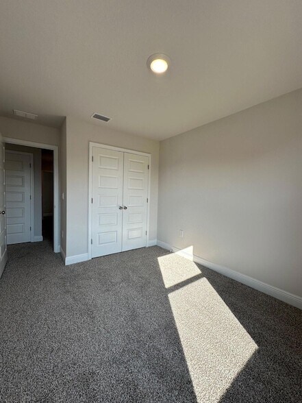 Building Photo - 5737 Stellarjay St