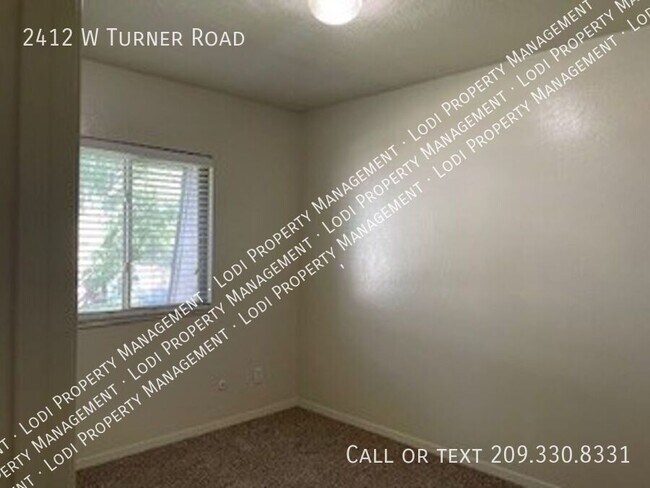 Building Photo - 2412 W Turner Rd