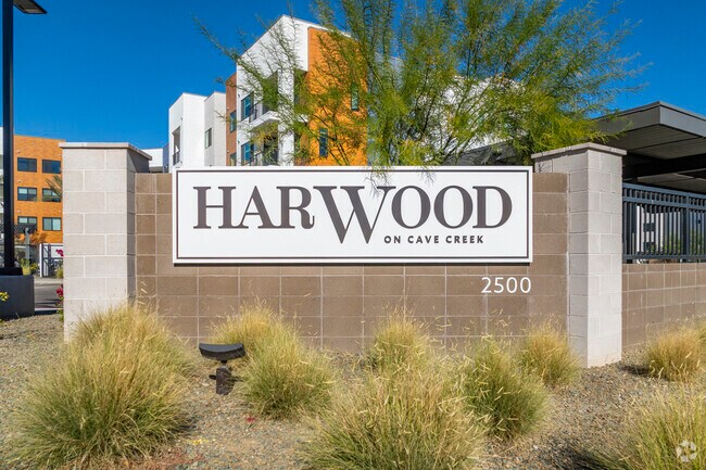 Building Photo - Harwood