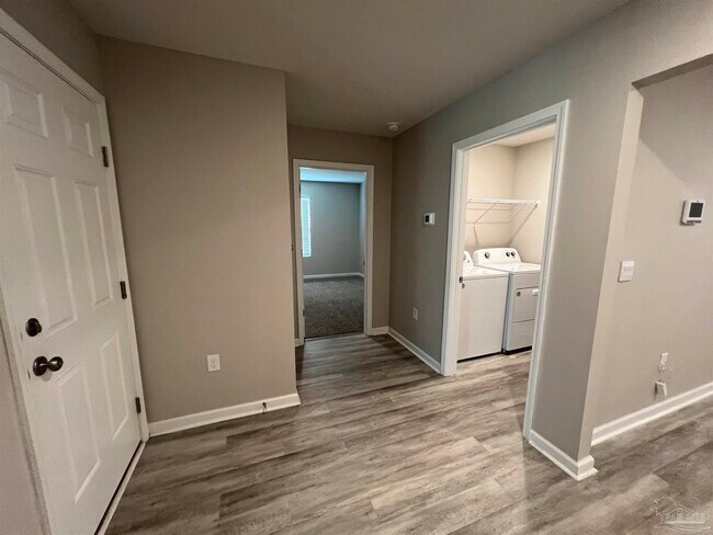 Building Photo - 6161 Native Dancer Wy