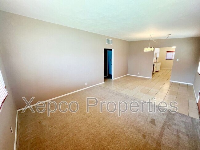 Building Photo - 4019 Cll San Raphael