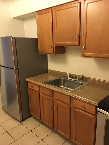 Building Photo - 3209 Ward St