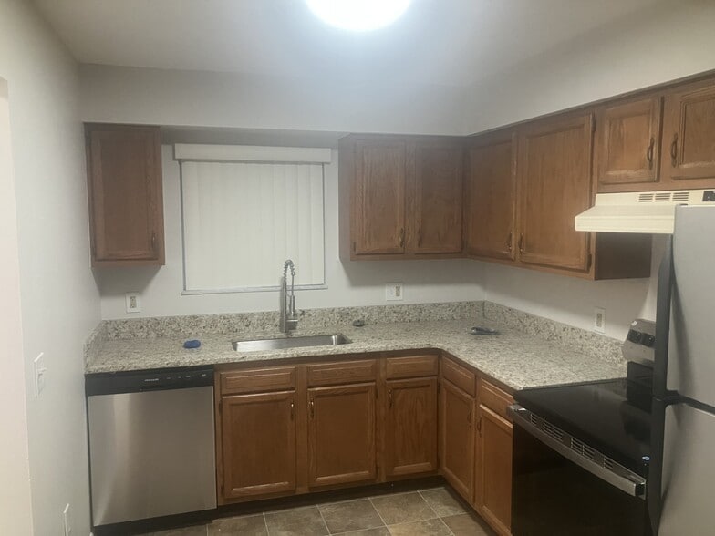 Building Photo - 35711 Alfred St