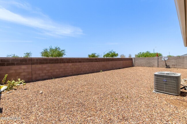 Building Photo - 36640 N Asturian Vly Wy