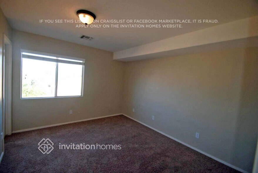 Building Photo - 6040 W Wood St