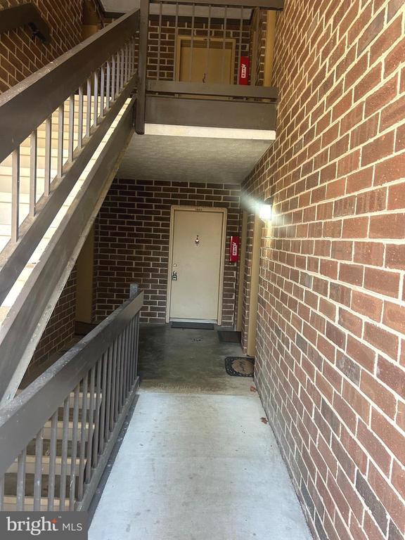 Building Photo - 23240 Chestnut Oak Ct