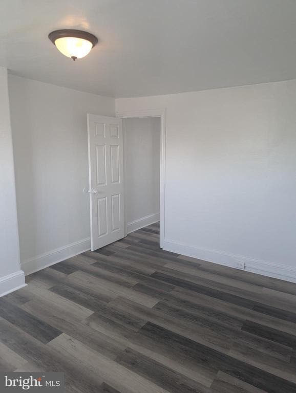 Building Photo - 426 Royden St