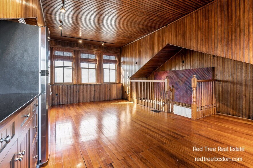 Building Photo - 1609 Tremont St