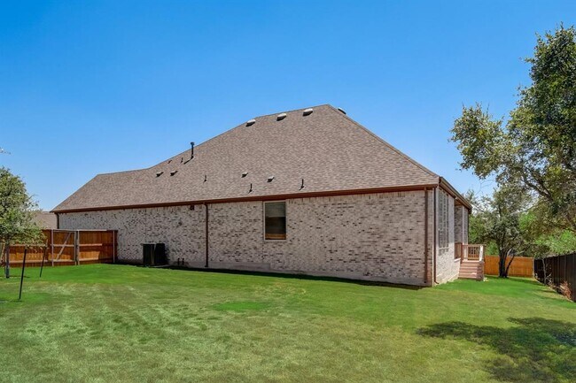 Building Photo - 108 Iron Crk Wy